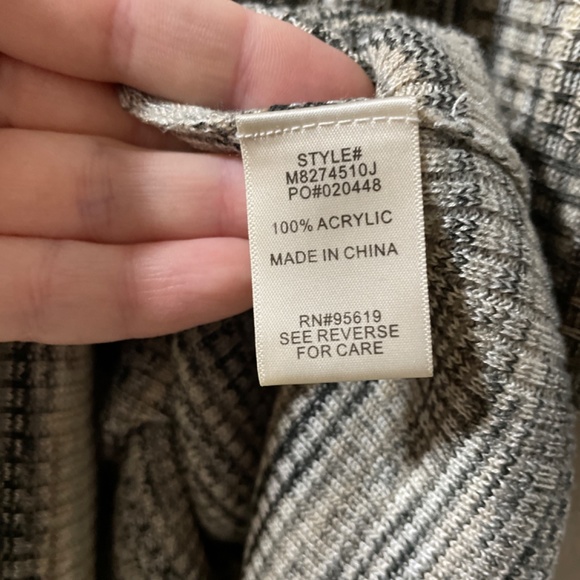 Women XL Gorgeous Knit Stretch Boho Top Blouse Flattering Style - Picture 6 of 6